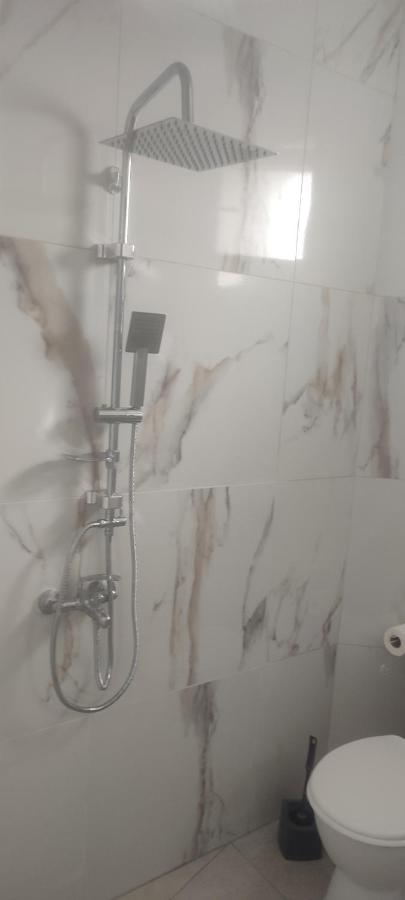 Golem Apartment ภายนอก รูปภาพ