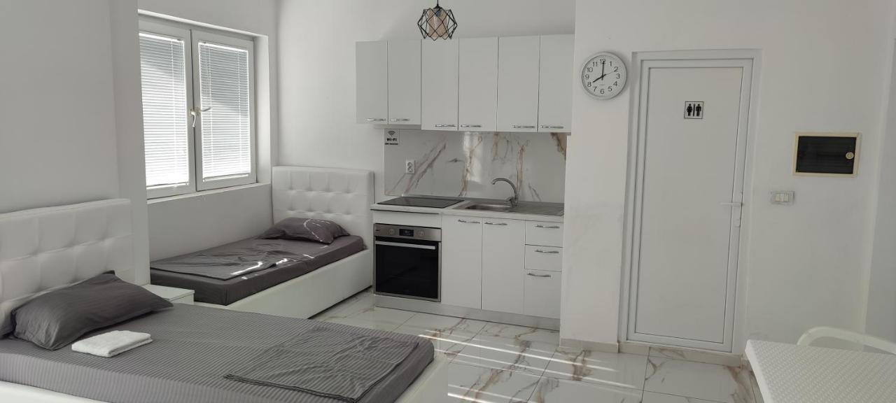 Golem Apartment ภายนอก รูปภาพ