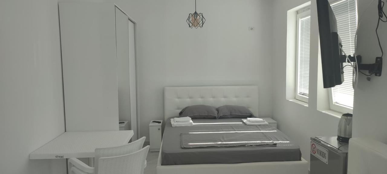 Golem Apartment ภายนอก รูปภาพ