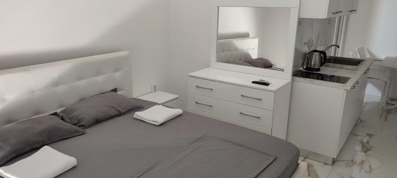 Golem Apartment ภายนอก รูปภาพ