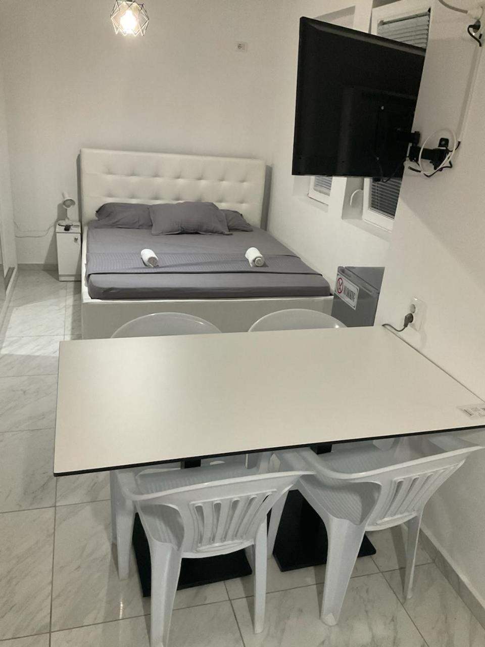 Golem Apartment ภายนอก รูปภาพ